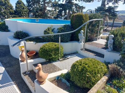 Flexo-Handlauf - Geschwungener Handlauf zum Pool (Winterthur)