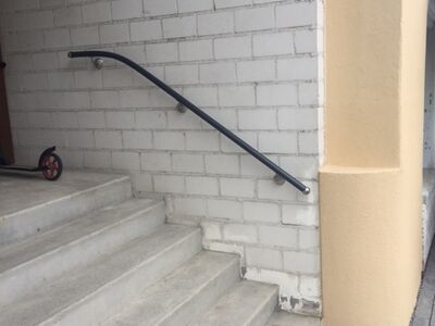 Flexo-Handlauf - Sichere Handläufe in Wohnanlagen