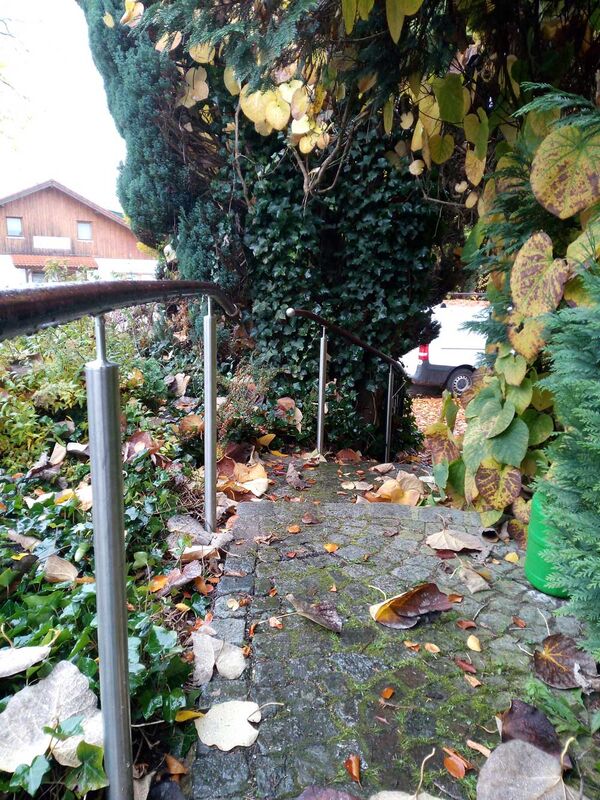 Mit Flexo Handlauf sicher durch den Herbst