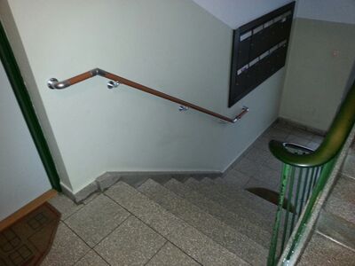 Flexo-Handlauf - Sichere Handläufe in Wohnanlagen